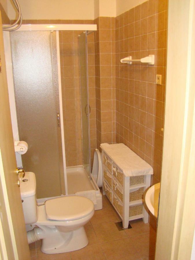 Apartments Ada Tučepi エクステリア 写真